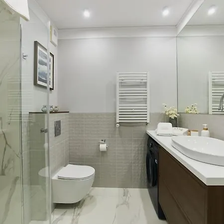 Golden Hour Apartments- Plac Slowianski 17 * Świnoujście