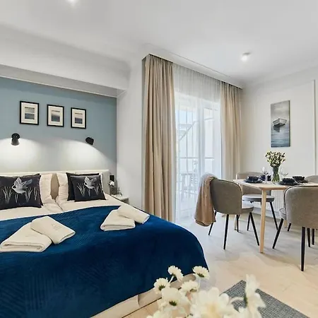 Golden Hour Apartments- Plac Słowiański 17 Apartament Świnoujście